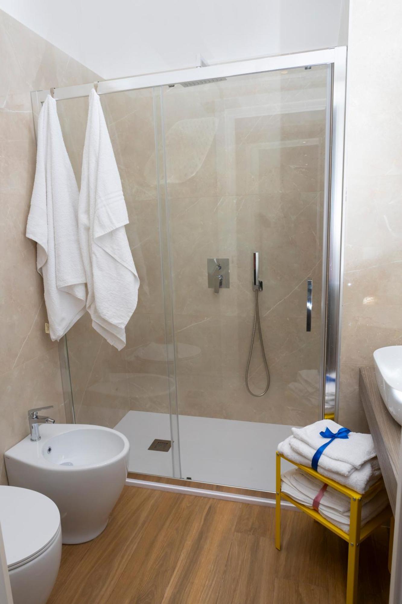 Alleria Rooms เนเปิลส์ ภายนอก รูปภาพ