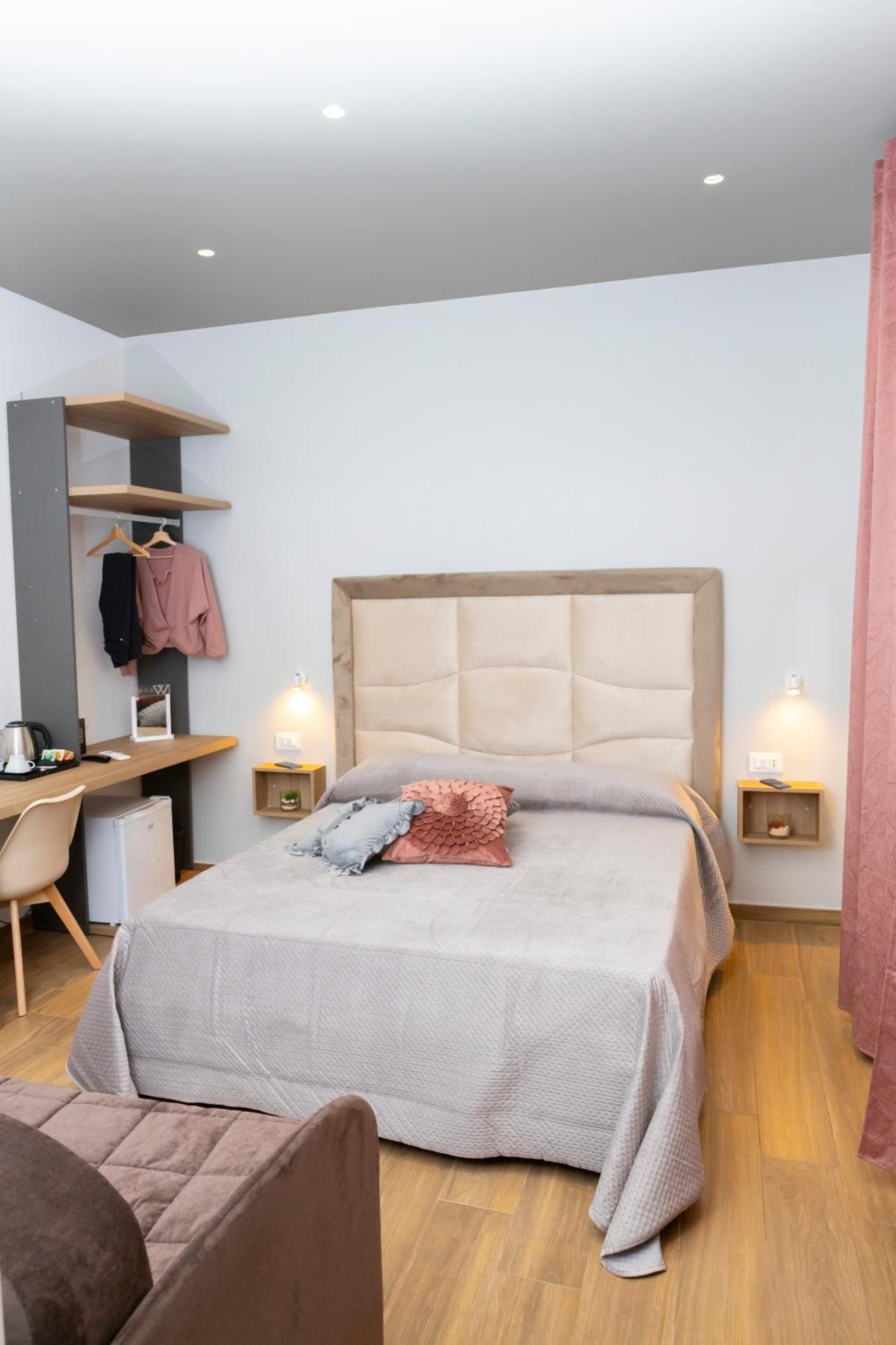 Alleria Rooms เนเปิลส์ ภายนอก รูปภาพ